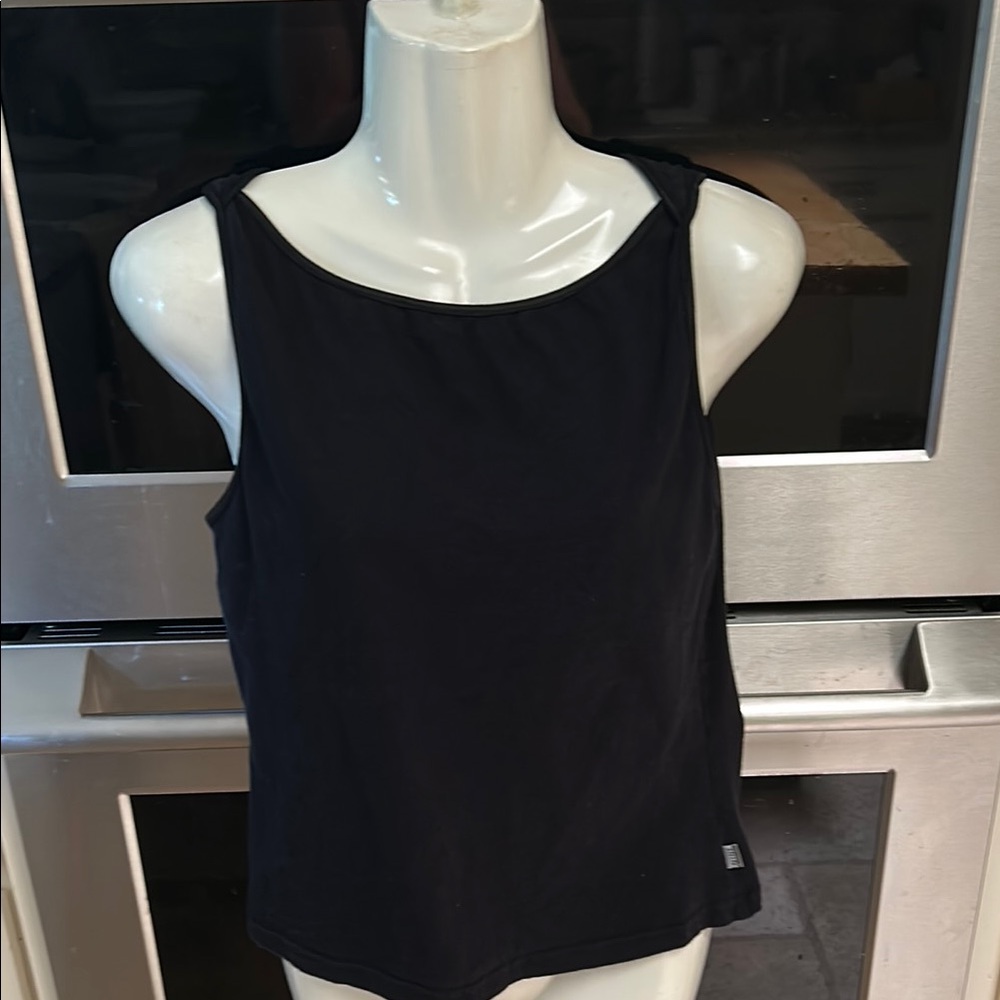 Nine & Co. Black Fitted Tank Top